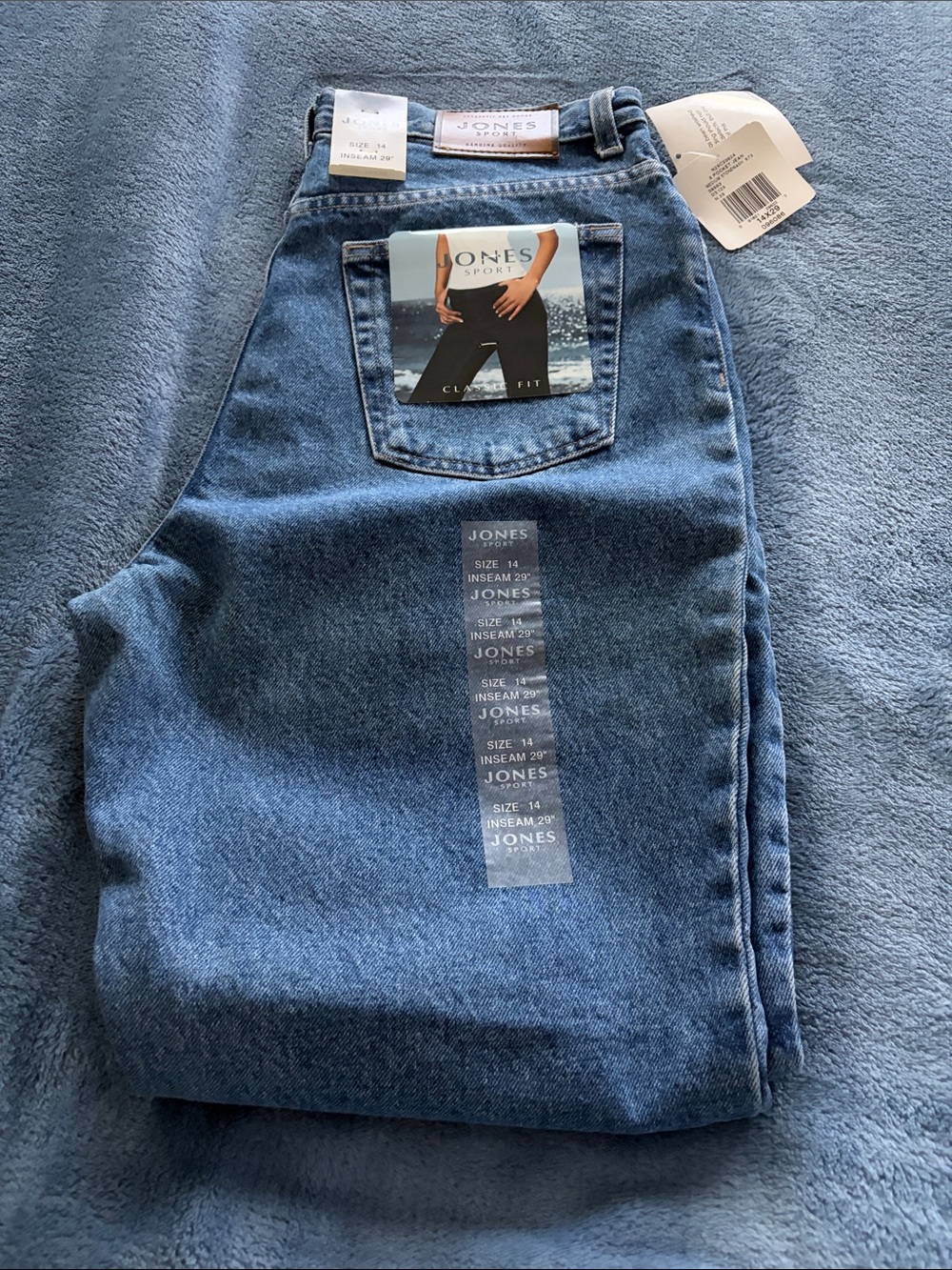 Women’s Jones Sport Straight Leg Jeans in Medium Stonewash Blue